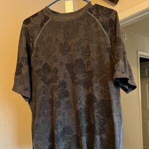 Tommy Bahama Mens Island Active UPF30 Floral Print Grey Performance Shirt Size M